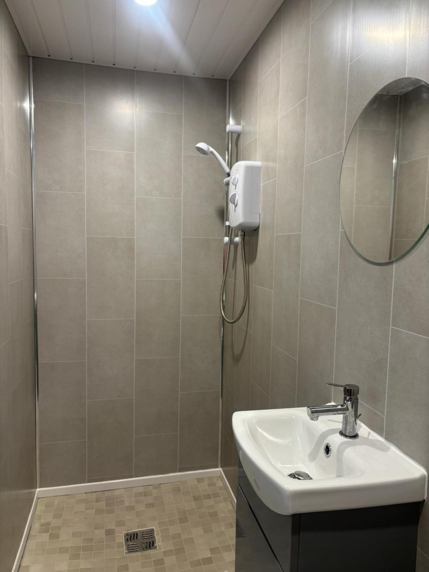 Private Detached Small Bedroom And Bathroom Only- This Is Not An Apartment Butlersbridge Eksteriør bilde